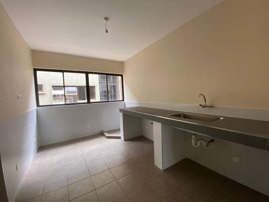 3 Bed Apartment with En Suite in Kileleshwa image 10