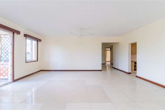 3 Bed Apartment with En Suite in Nyali Area image 22
