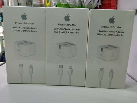 Apple IPhone 13 Pro Max 25W Usb -C Fast Charger image 2