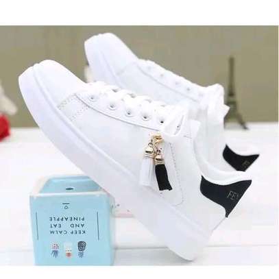 High quality lady sneakers image 5