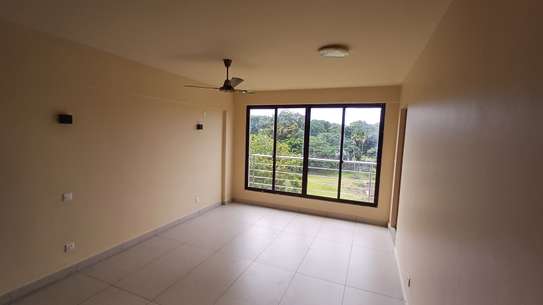 4 Bed Apartment with En Suite at Moyne Drive image 15