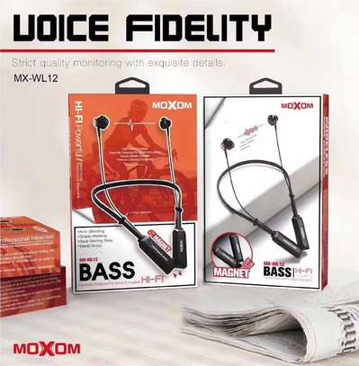 Moxom Magnetic MX-WL12 Bass Hi-Fi Powerful Sport Bluetooth Headset image 3