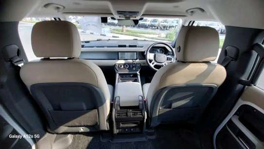 Range Rover defender sport 2023 white image 10