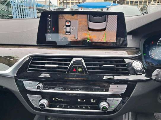 BMW 530i 2018 IM image 2