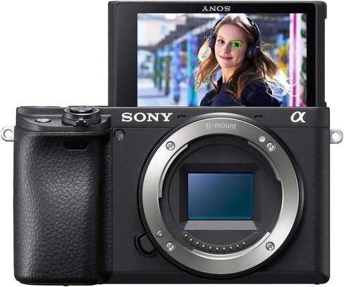 Sony Alpha a6400: APS-C Interchangeable Lens Digital Camera image 10