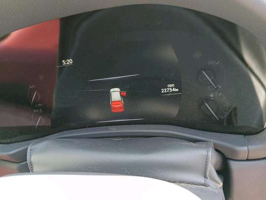 Lexus LX600 2023 image 6