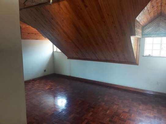 5 Bed Townhouse with En Suite at Kileleshwa image 14