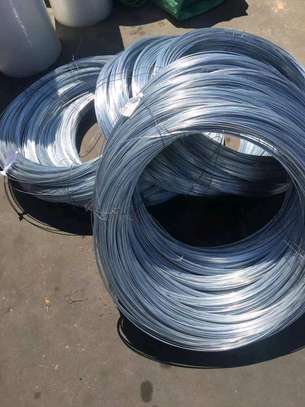High tensile galvanized wire - 2.5mm image 1