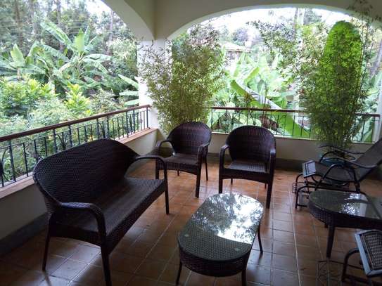 Serviced 2 Bed Apartment with En Suite at Nyari Central image 16