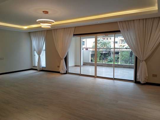 Furnished 2 Bed Apartment with En Suite at Riverside Drive image 20