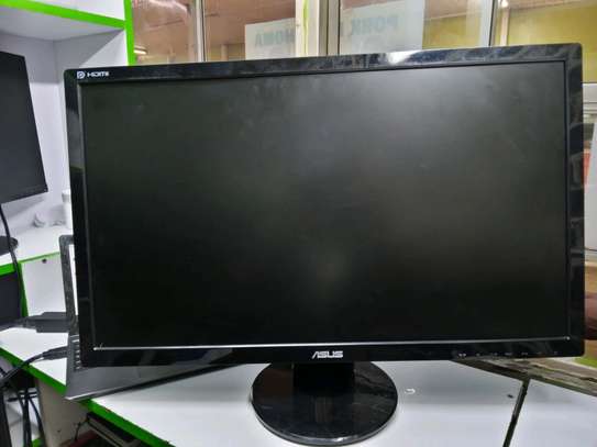 Asus 24 inch with HDMI image 3