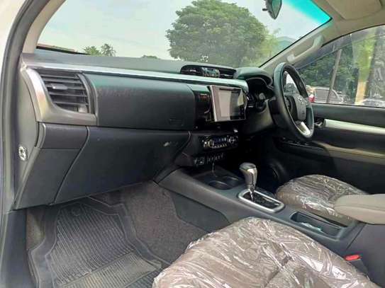 HILUX DOUBLE CAB( HIRE PURCHASE ACCEPTED) image 6