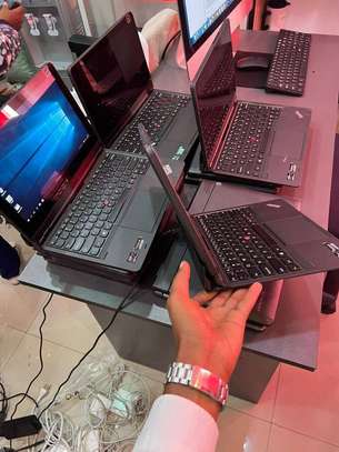 lenovo laptops on offer image 4