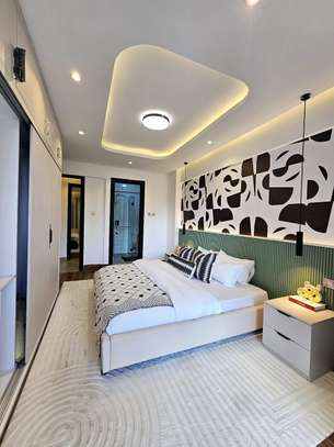 Serviced 3 Bed Apartment with En Suite at Parklands image 2