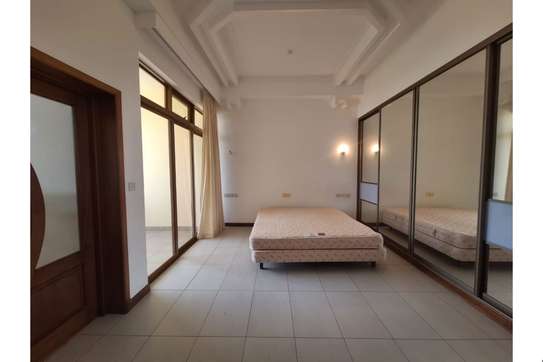 3 Bed Apartment with En Suite in Nyali Area image 12