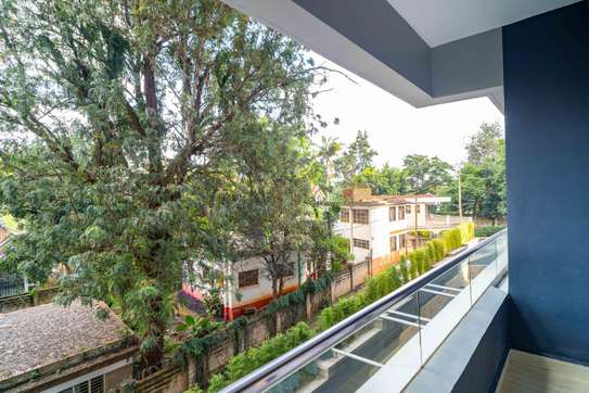 Furnished 2 Bed Apartment with En Suite at Riverside image 13
