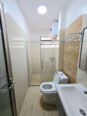 2 Bed Apartment with Gym at Argwings Kodhek Road image 4