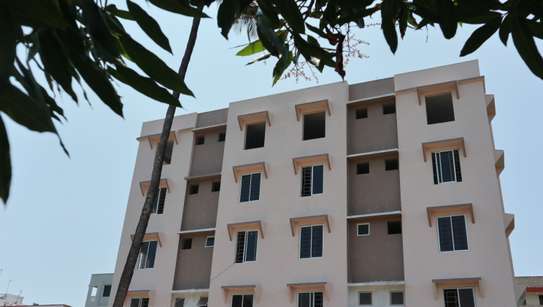 2 Bed Apartment with En Suite in Mtwapa image 5