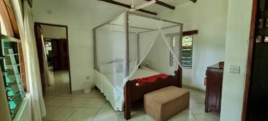 3 Bed Villa with En Suite at La-Marina Mtwapa image 9