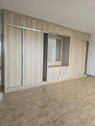 3 Bed Apartment with En Suite in General Mathenge image 44