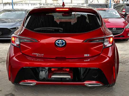 Toyota Corolla sports 2019 1.8L hybrid image 2
