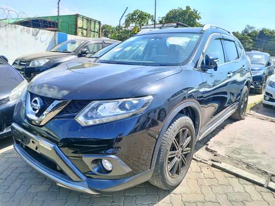Nissan X-trail 2015 7 seater image 2