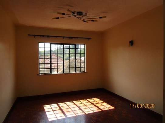 3 Bed Apartment with Swimming Pool in Rhapta Road image 16