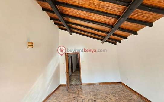 5 Bed House with En Suite at Lower Kabete image 5