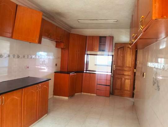 4 Bed Townhouse with En Suite in Kileleshwa image 33