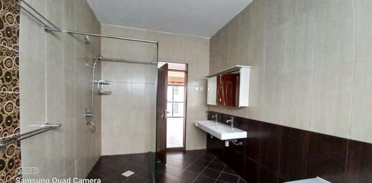 5 bedroom townhouse for sale in Spring Valley image 10