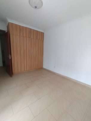 3 Bed Apartment with En Suite in Kilimani image 14