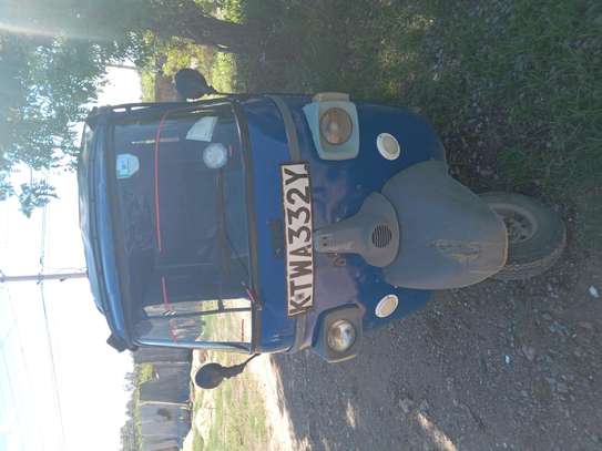Tuktuk image 3