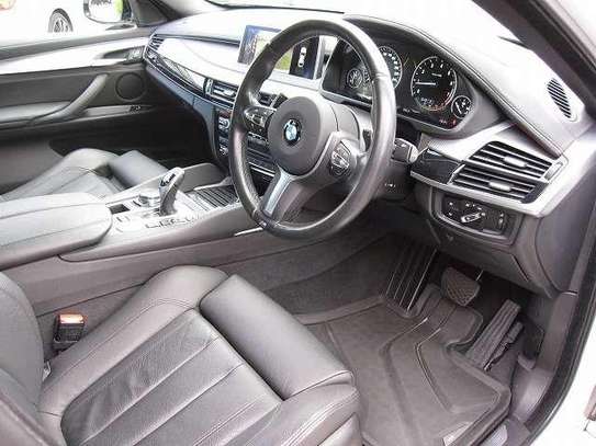 BMW X6 image 12