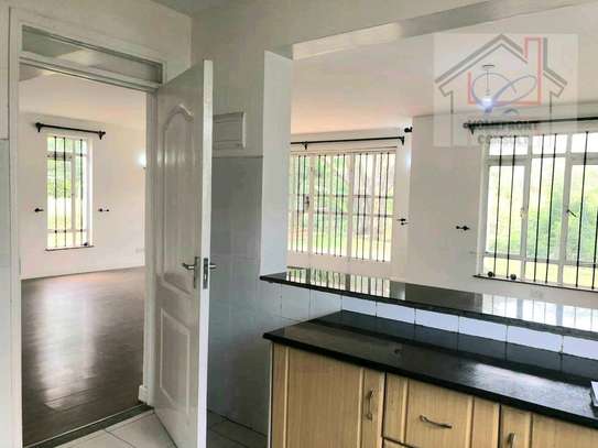 Modern 4Bedroom Home with Garden & Terrace image 3