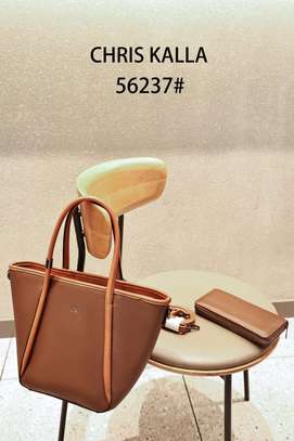 Chris Kalla 56237# White Tote Bag Black Handles image 6