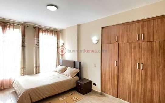 3 Bed Apartment with En Suite in Kilimani image 11