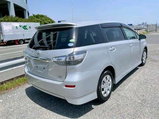 TOYOTA WISH 2014 LATE MONTH... image 1