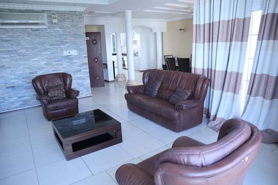 Furnished 3 Bed Apartment with En Suite in Nyali Area image 17