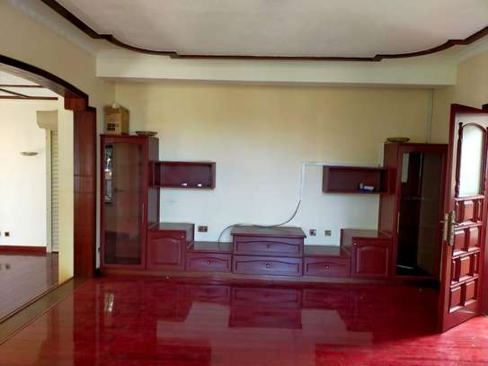 6 bedroom house for rent in Thigiri image 16
