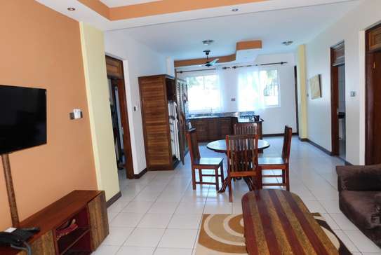 Serviced 2 Bed Apartment with En Suite in Bamburi image 9