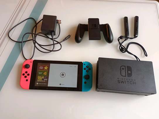 Nintendo Switch image 5