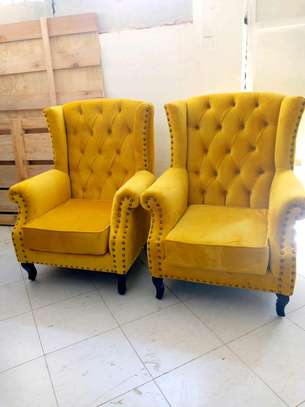 Single seater Chesterfield tufted chair. image 1