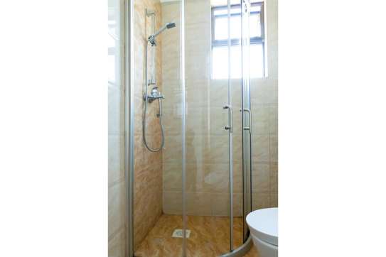 Furnished 1 Bed Apartment with En Suite in Kileleshwa image 11