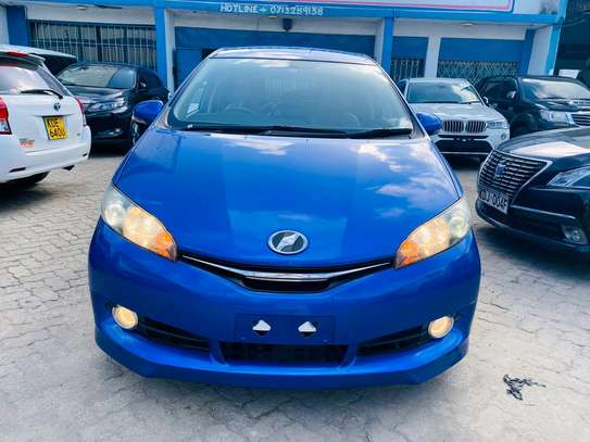 Toyota wish blue image 4
