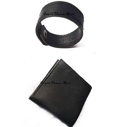 Mens Black Leather wallet and bracelet image 1