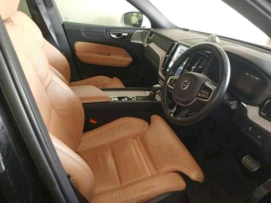 Volvo XC60 image 3