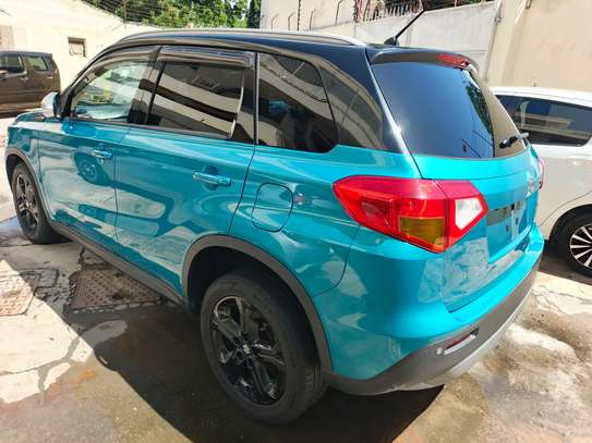 Suzuki Escudo image 2