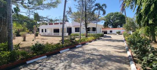 5 Bed Villa with En Suite at Animo Mtwapa image 2