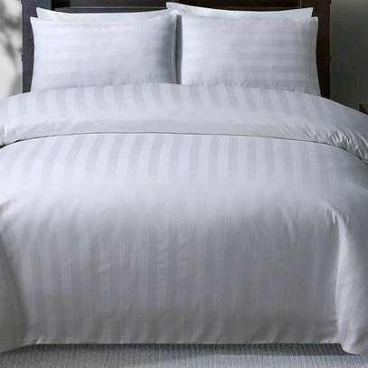*High quality white satin stripped cotton duvet covers* image 4