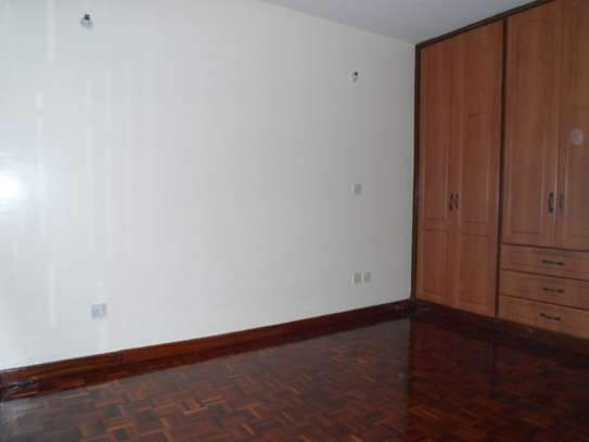 3 Bed Apartment with Balcony at Kilimani image 6
